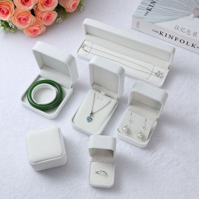 Покупатели Custom Logo Ring Pendant Bracelet Velvet Jewelry Box Jewelry Organizer Подарочные коробки