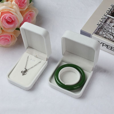 Покупатели Custom Logo Ring Pendant Bracelet Velvet Jewelry Box Jewelry Organizer Подарочные коробки